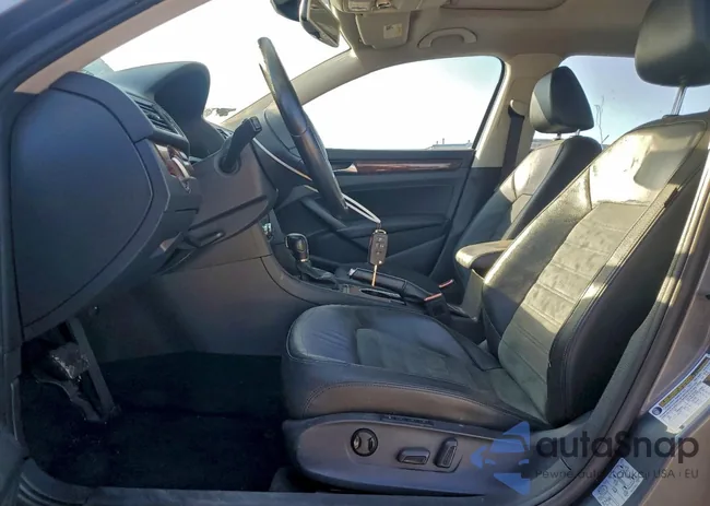 1VWCN7A30DC124089: 97016365