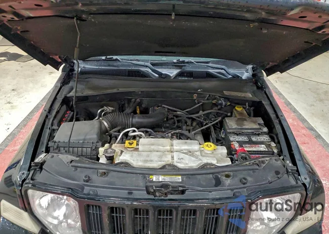 1C4PJMAK8CW199478: 97213205