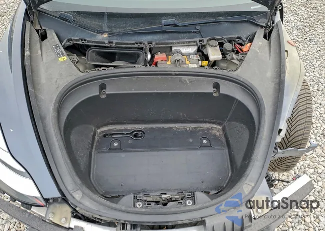 5YJ3E1EB4LF639082: 93458485