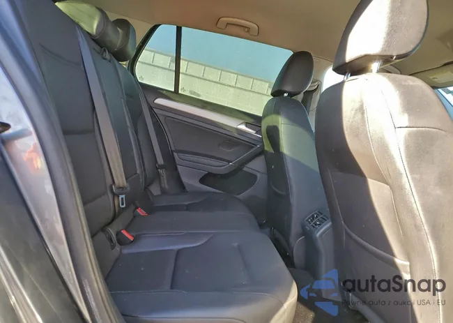 3VW2A7AU7FM065558: 97224805