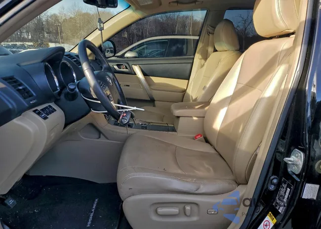 5TDBK3EH4CS108707: 95859615