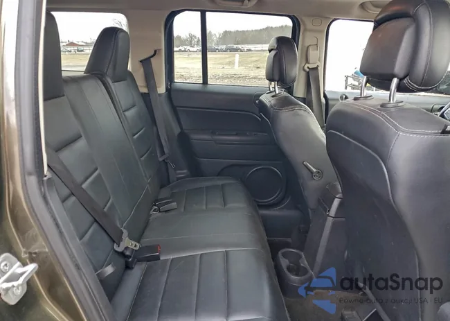 1C4NJPFA2GD548628: 98786345