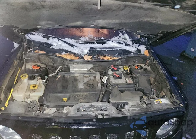 1C4NJRFB4HD196318: 97406675