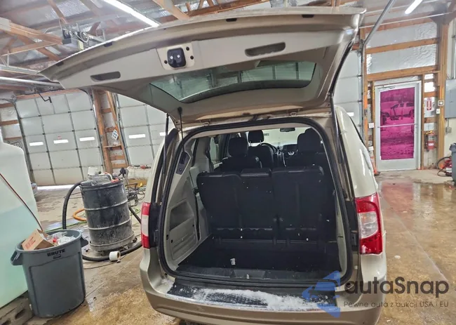 2C4RC1BG6ER256347: 94469335