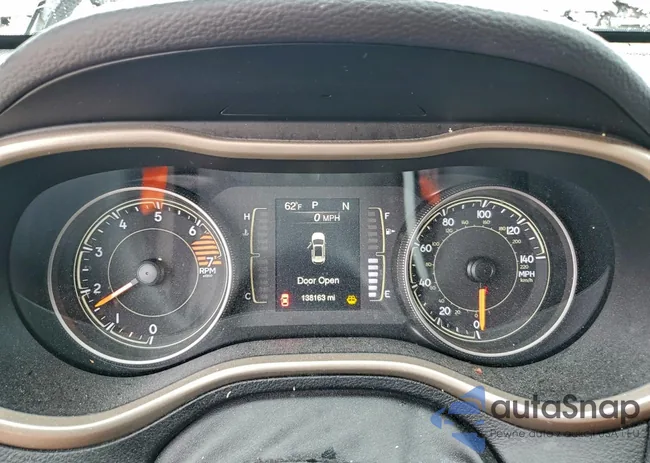 1C4PJLAB5HW641442: 95912645