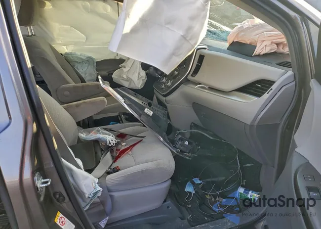 5TDKZ3DCXJS947484: 94902565