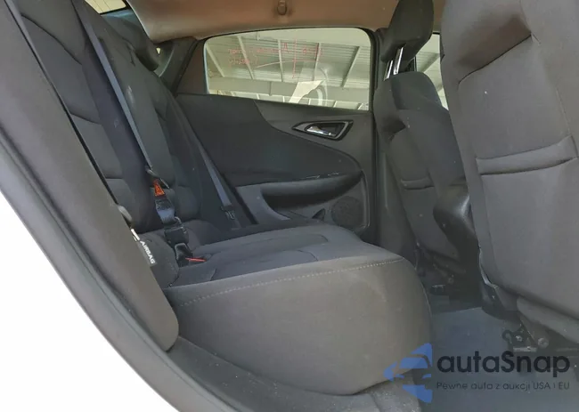 1G1ZB5ST3JF260339: 74497005