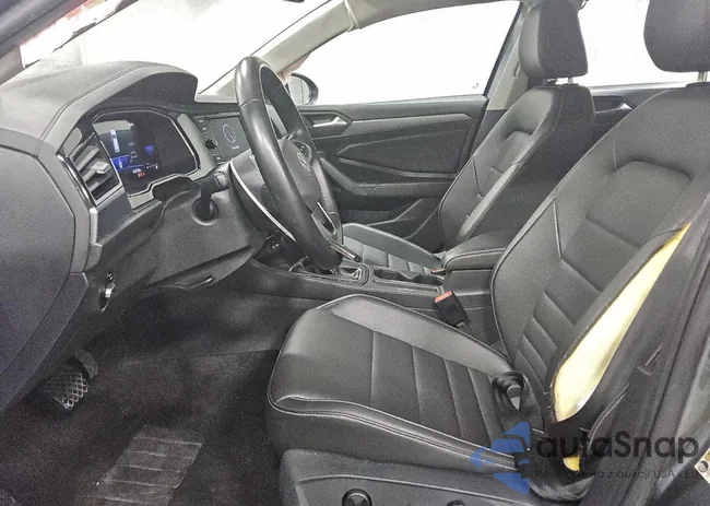 3VW7M7BU7RM025528: 95124705