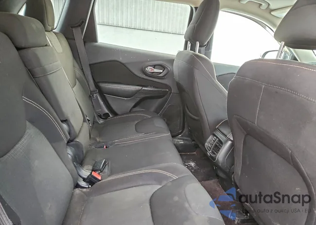 1C4PJMCSXGW241345: 94275645