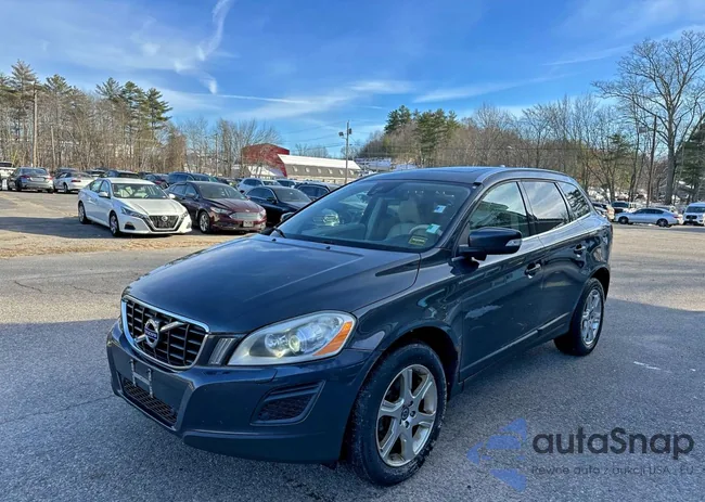 YV4902DZ8D2425632: 96805315