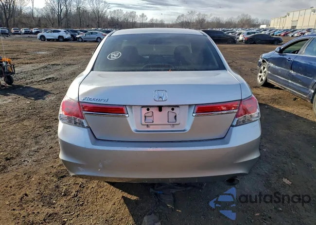 1HGCP2F3XBA055057: 96170685