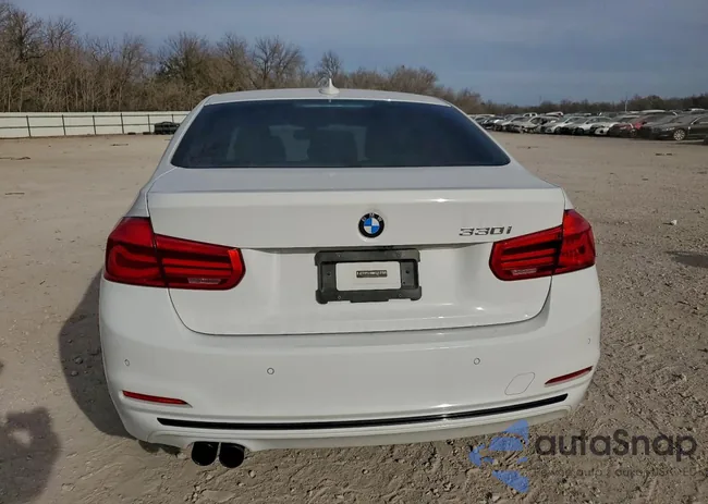 WBA8B9G51HNU09901: 98035365