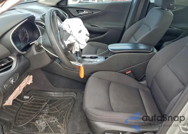 1G1ZD5ST3NF125409: 98207005