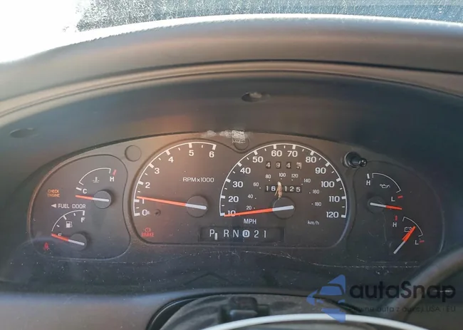 4F4YR12UX3TM18719: 97884255