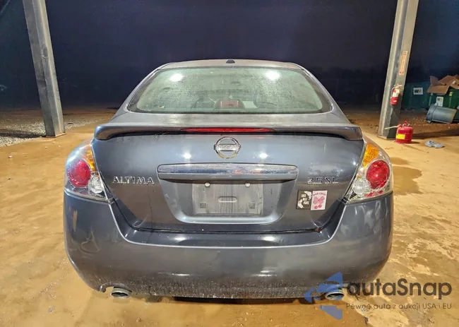 1N4AL21E88N513700: 97768025