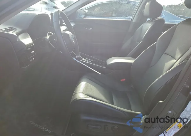 1HGCY2F60SA014900: 93282295