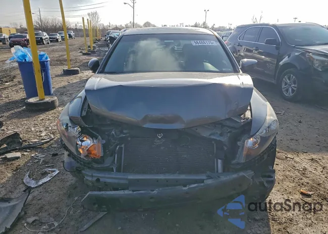 1HGCP2F89CA070761: 98488175