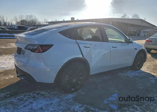 5YJYGDEE9MF130098: 96681245