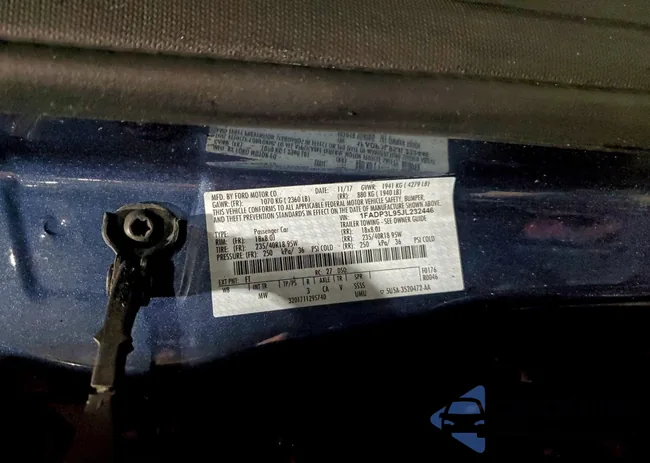 1FADP3L95JL232446: 94056165