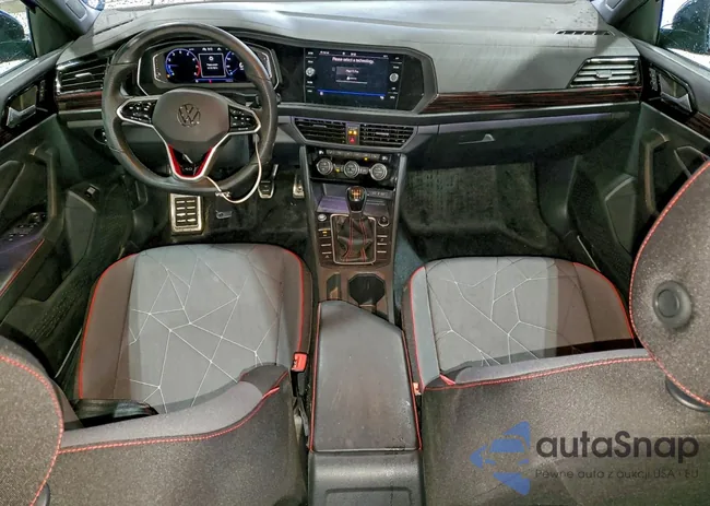 3VW8T7BU9RM015042: 97387935