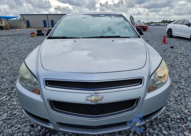 1G1ZB5EB8A4100231: 97577325