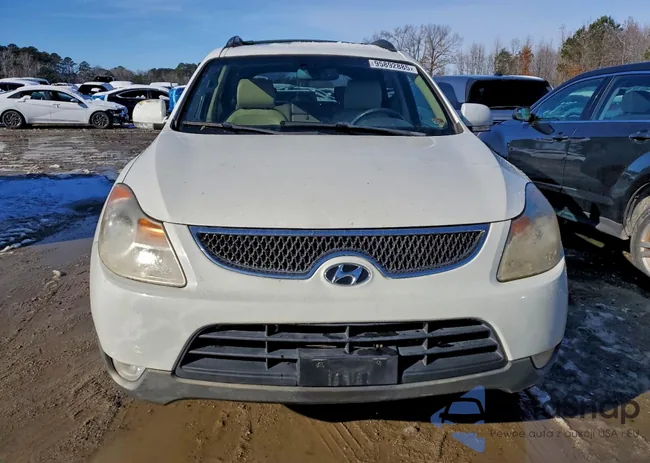 KM8NU13C28U054308: 95892885