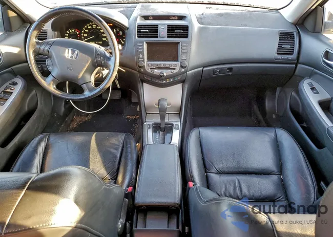 1HGCM66876A030926: 97656125