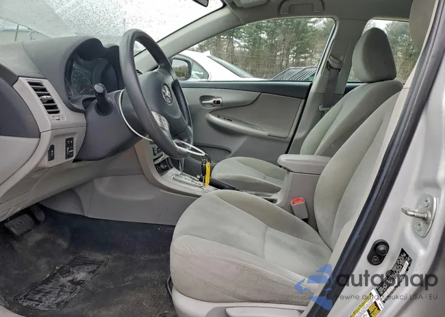 2T1BU4EE1DC996977: 97820785