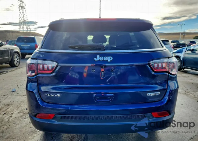 3C4NJDBB3JT282972: 96392565