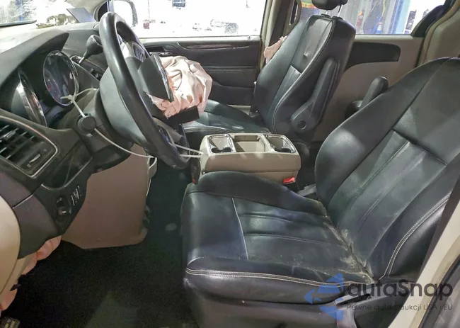 2C4RC1BG7GR288596: 98283575