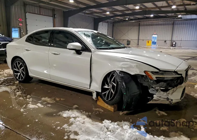 7JR102FK7LG032126: 92073685