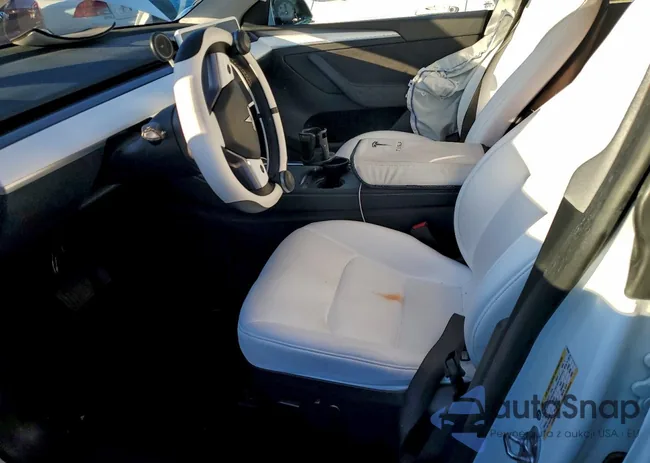 7SAYGAEE2SF227643: 95093545