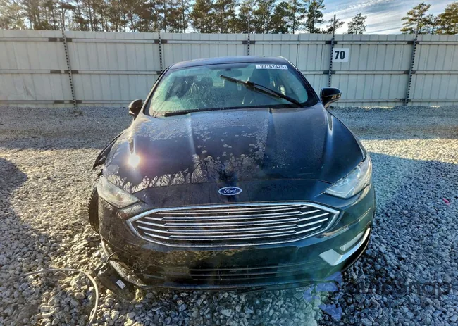 3FA6P0LU3HR217239: 99182425