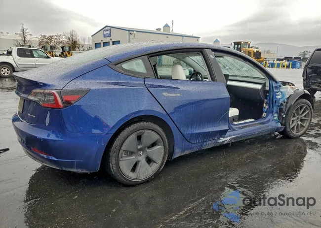 5YJ3E1EB2NF228119: 99310135