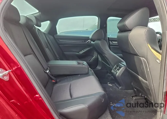 1HGCV2F36MA017592: 97367895