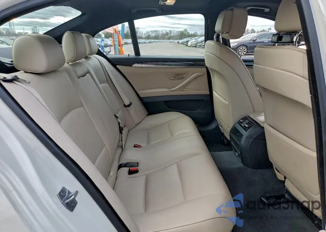 WBAFR7C55DC827770: 99289945