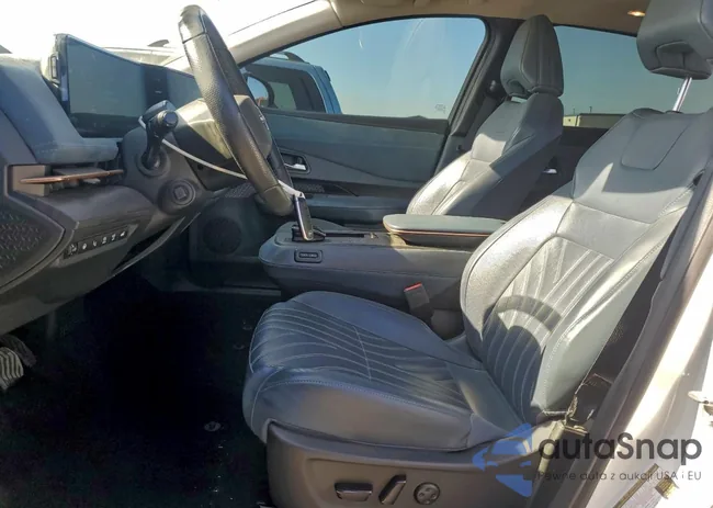 JN1DF0CD3RM736096: 97667355