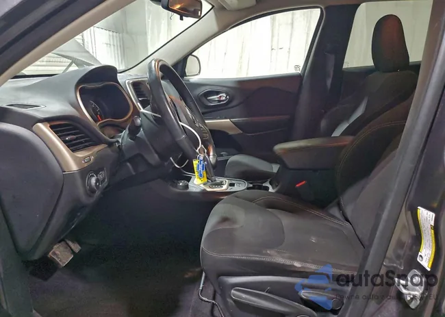 1C4PJMCS4HW588042: 98193925