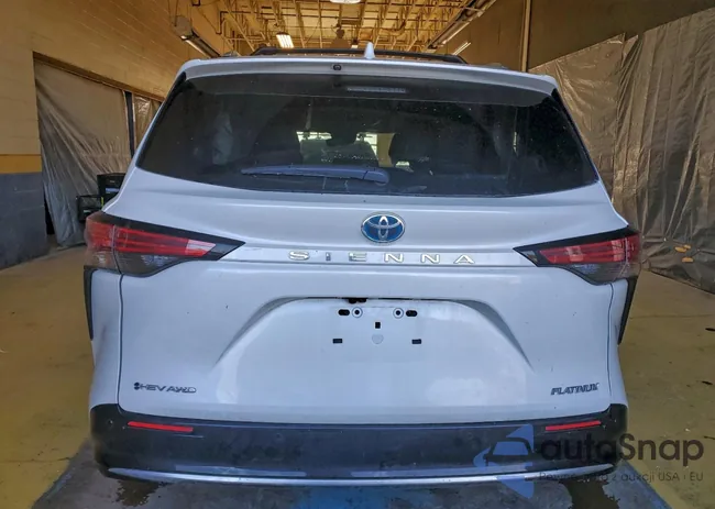 5TDESKFCXSS161579: 98825645