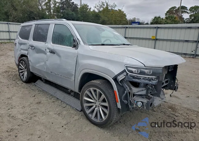 1C4SJVFJ8NS116108: 94304345