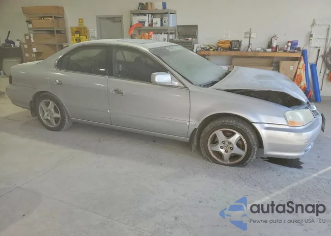 19UUA566X3A038357: 96084365