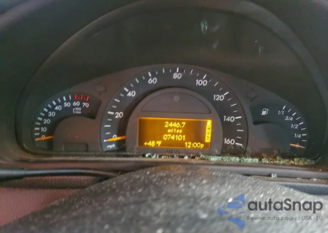 WDBRF61J43F371002: 94741065