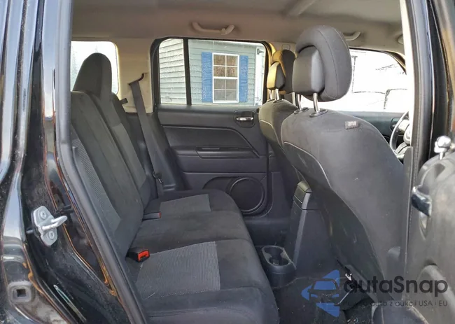 1C4NJRBB0FD436077: 96504285