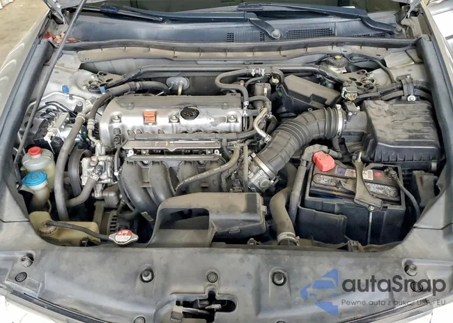 1HGCP2F83CA092853: 96048575