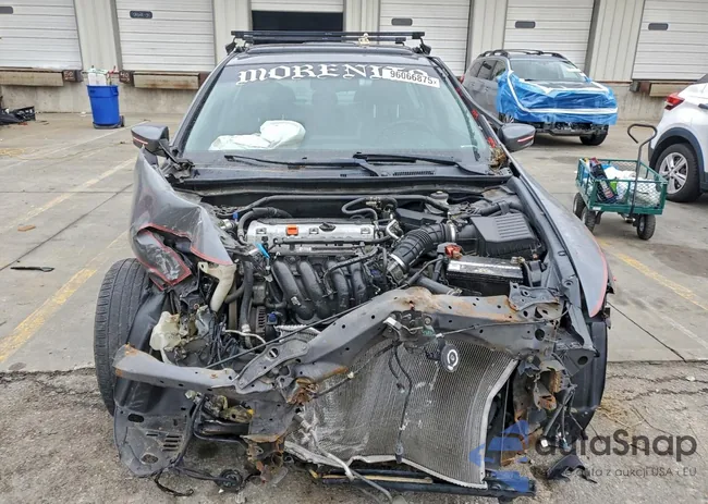 1HGCP2F86CA141463: 96066875