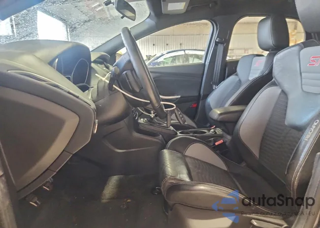 1FADP3L94DL136411: 95828025