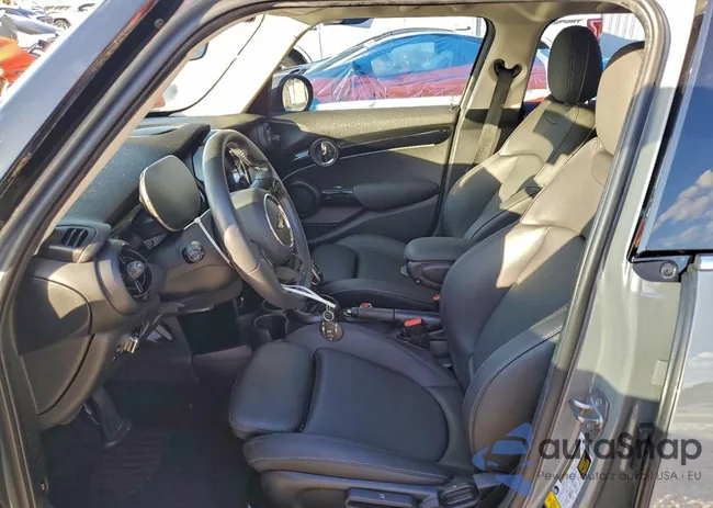 WMW53DK03N2R89325: 95108225