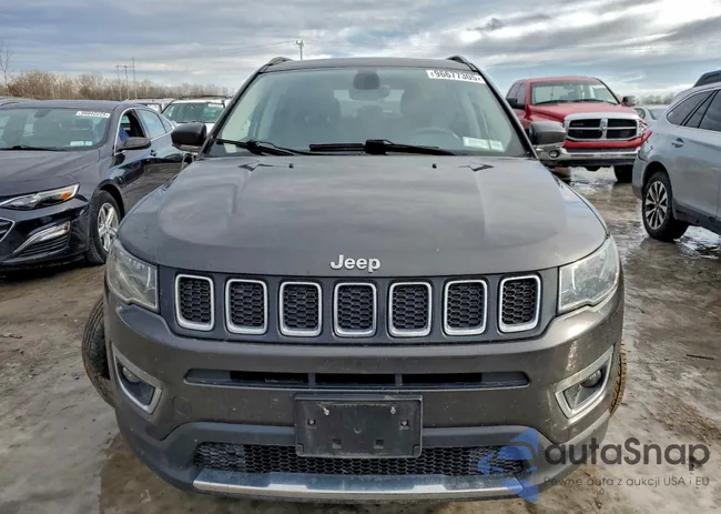 3C4NJDCB2HT660126: 96677305