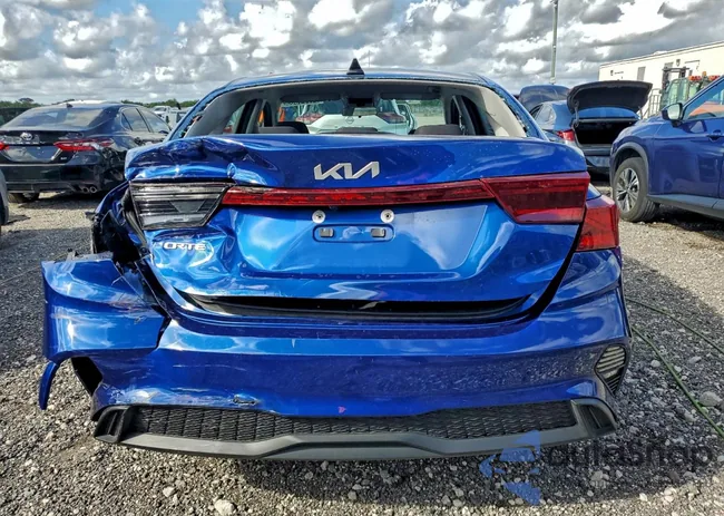 3KPF24AD7RE735818: 94771065