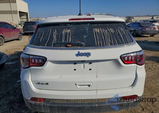 3C4NJDAN7RT106918: 93473215